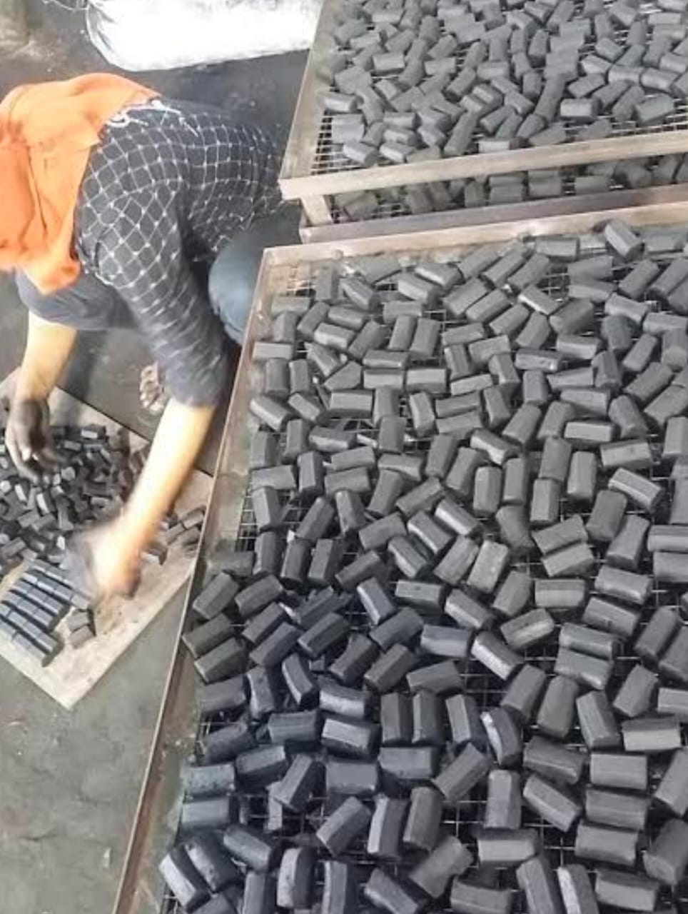 Coconut Charcoal Briquette